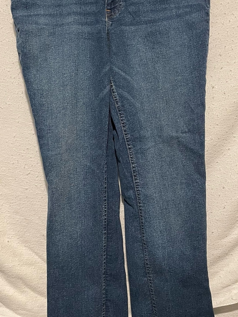 Tommy Hilfiger Women's Dark Blue Flare Jeans